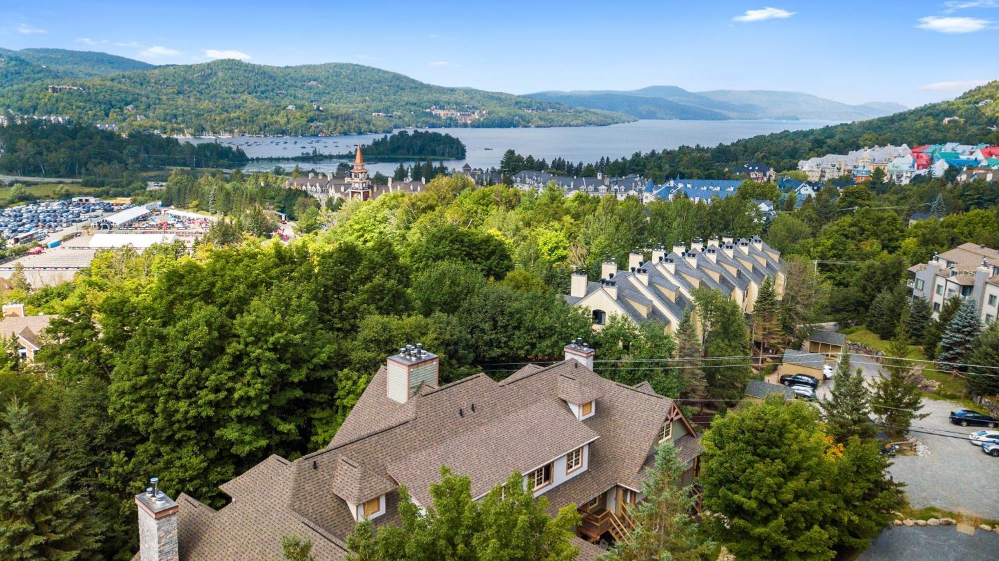 Les Falaises Tremblant - Ski Inout Condo W2Bdrs モントランブラン エクステリア 写真
