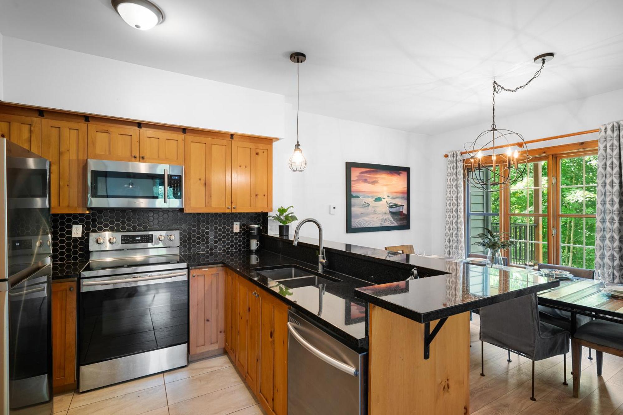 Les Falaises Tremblant - Ski Inout Condo W2Bdrs モントランブラン エクステリア 写真