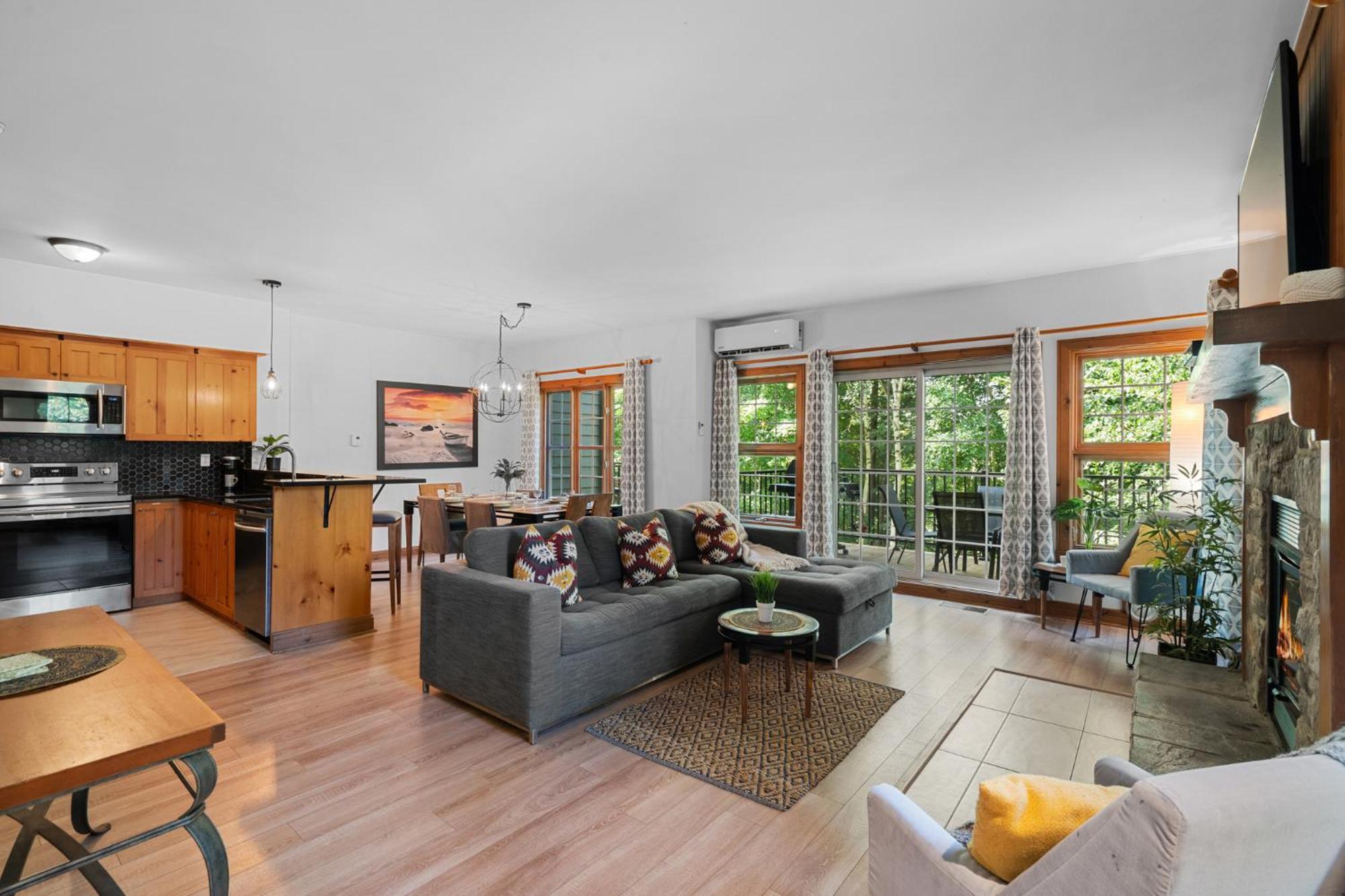 Les Falaises Tremblant - Ski Inout Condo W2Bdrs モントランブラン エクステリア 写真